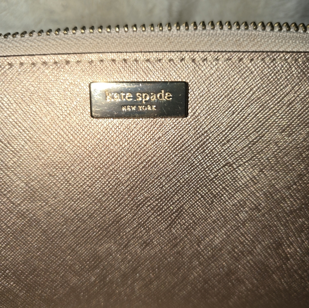 kate spade rose gold zip around wallet - Picture 11 of 12